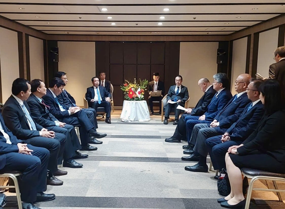 Acting Minister Tran Duc Thang Meets with Hokkaido Vice Governor (Japan)